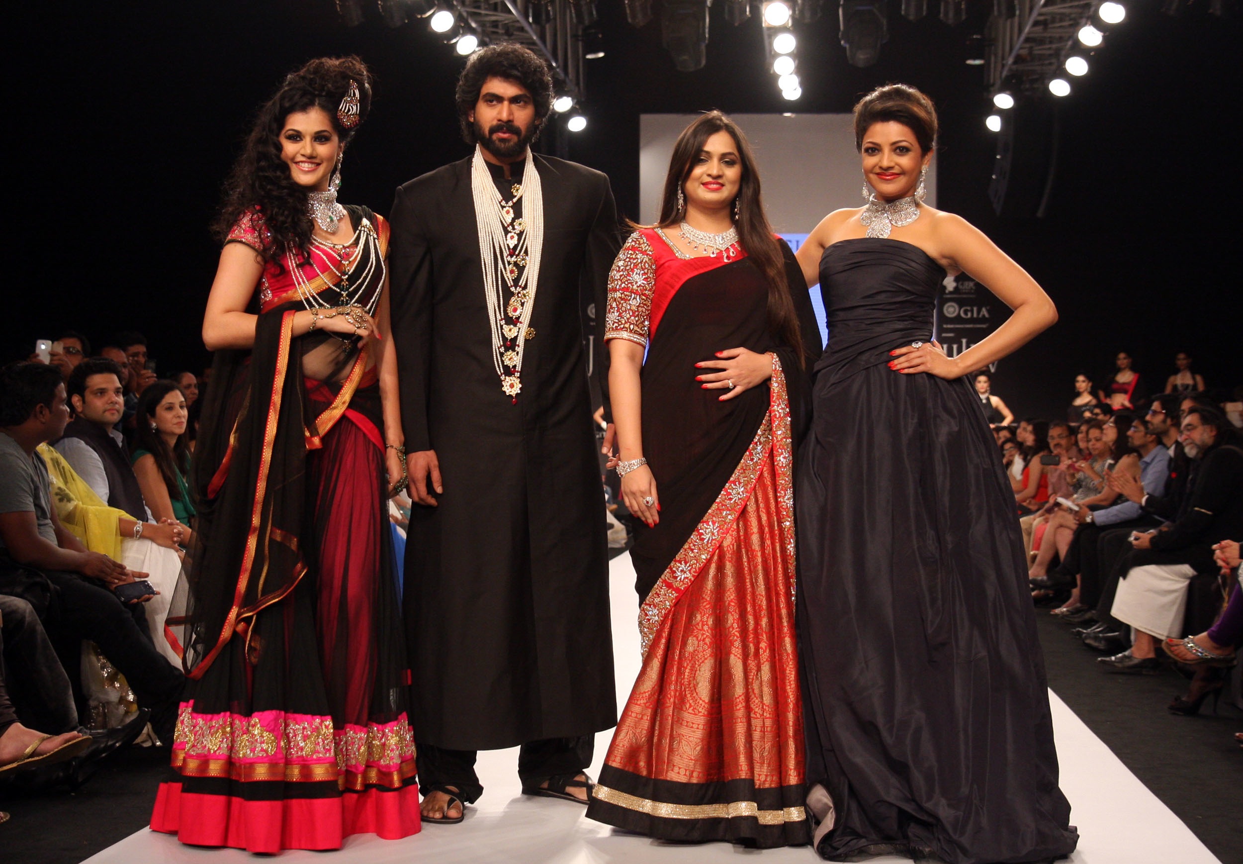 Designer Moni Agarwal with Taapsee Pannu, Rana Daggubati and Kajal Aggarwal_1