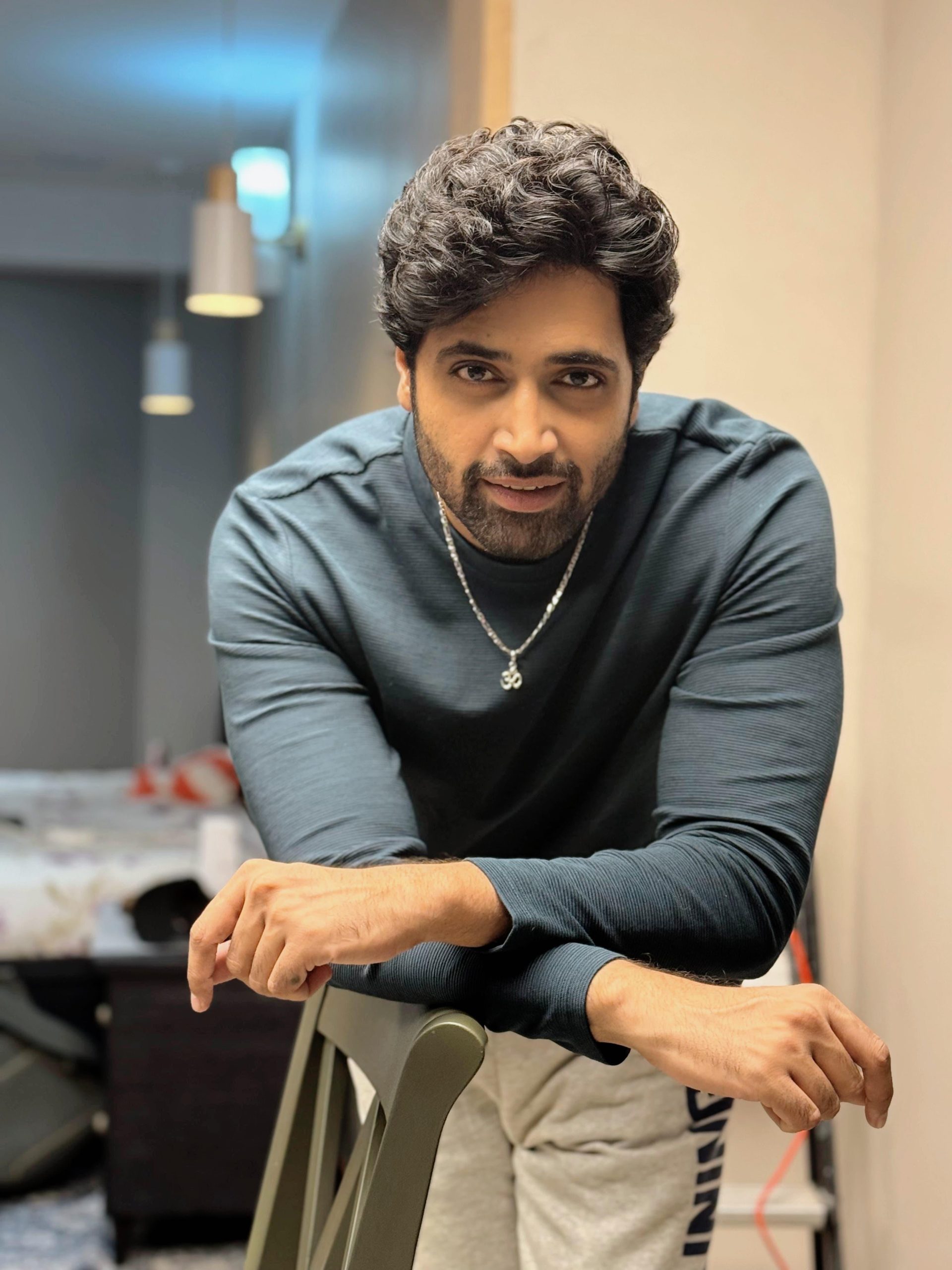Adivi Sesh on His Unique Approach to Dacoit - UrbanAsian.com